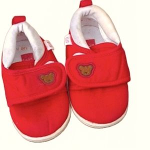 Baby shoes